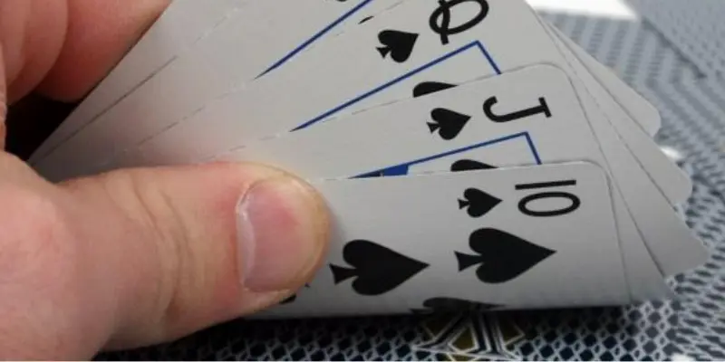 Cách nhớ bài Tiến Lên cần sự tập trung phù hợp